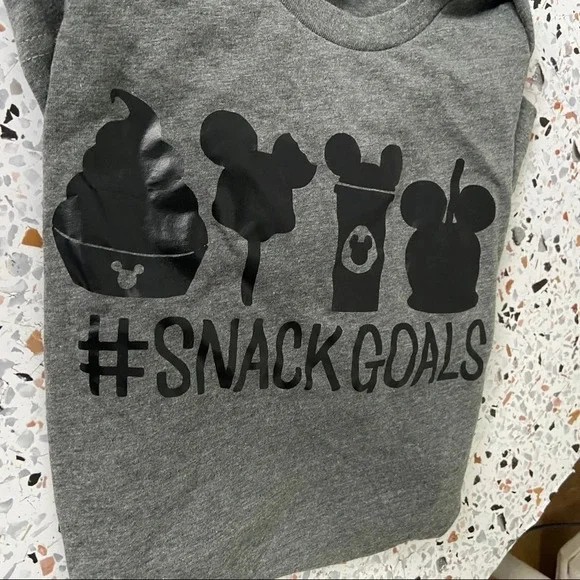 Disney Snack Goals Graphic Tee Small Gray Dole Whip Mickey World Disneyland - Picture 4 of 12